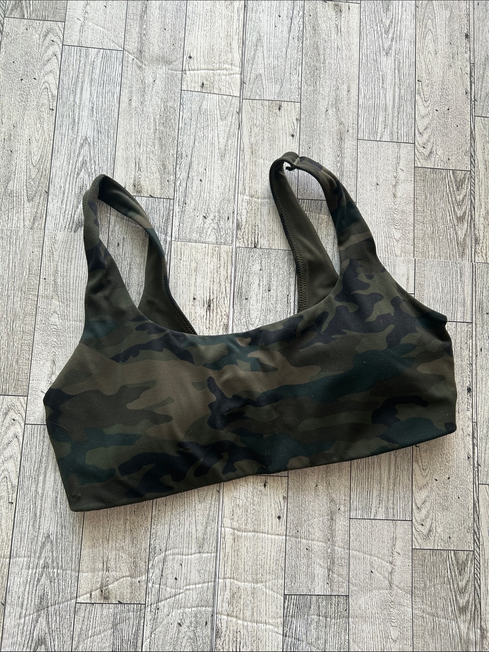 Offline by aerie real me xtra Camo Sports Bra M